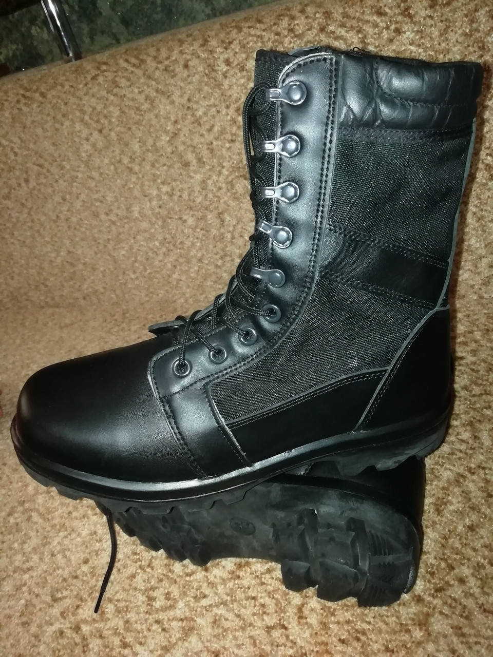 Мужские армейские ботинки VELCO US ARMY Jungle Condura Tropical Combat 9 inch Black - берцы, черные
Мужские армейские ботинки VELCO US ARMY Jungle Condura Tropical Combat 9 inch Black - берцы, черные