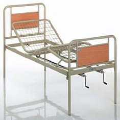 Функциональная кровать металлическая трехсекционная OSD 94