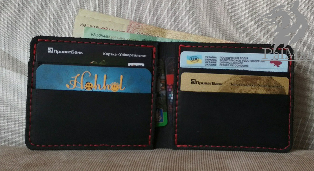 Шкіряний гаманець чоловічий шкіряний гаманець "Рrize" ручної роботи, натуральна шкіра+гравіювання, Черный
Шкіряний гаманець чоловічий шкіряний гаманець "Рrize" ручної роботи, натуральна шкіра+гравіювання, Черный