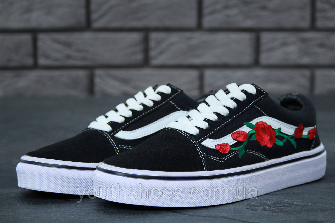 Кеды унисекс VANS Old Skool Roses "Черные с белой подошвой и розами" р. 5-11 (36-44)
Кеды унисекс VANS Old Skool Roses "Черные с белой подошвой и розами" р. 5-11 (36-44)