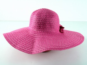 Шляпа розового цвета Котьир