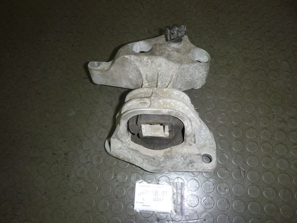 Б/У Подушка двигателя правая (1,5 dci) Renault DUSTER 2010-2013 (Рено Дастер), 112849221R (БУ-152351)
Б/У Подушка двигателя правая (1,5 dci) Renault DUSTER 2010-2013 (Рено Дастер), 112849221R (БУ-152351)
