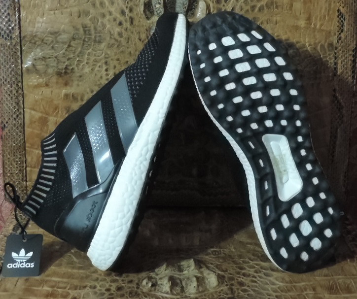 Мужские кроссовки Adidas ACE 16 Purecontrol Ultra Boost, реплика 40 размер черные Черно-серая
Мужские кроссовки Adidas ACE 16 Purecontrol Ultra Boost, реплика 40 размер черные Черно-серая