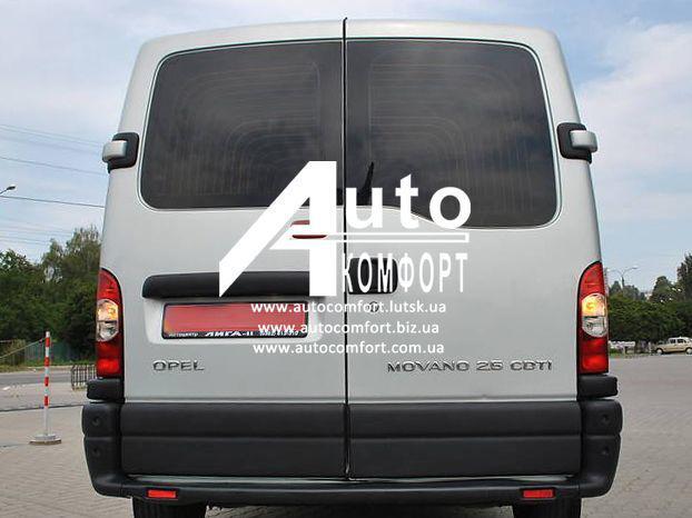 Заднее стекло, левое, без Э. О. Renault Master, Opel Movano, Nissan Interstar (97-09)
Заднее стекло, левое, без Э. О. Renault Master, Opel Movano, Nissan Interstar (97-09)
