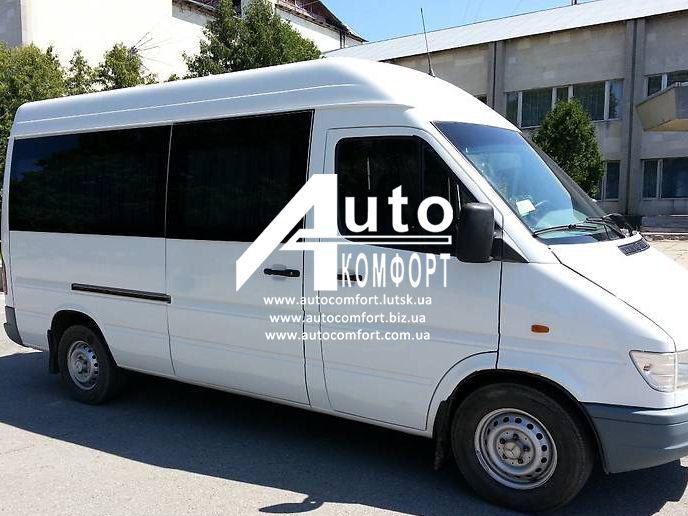 Средняя база, задний салон, правое окно на Mercedes Sprinter (1995-2006), Volkswagen LT
Средняя база, задний салон, правое окно на Mercedes Sprinter (1995-2006), Volkswagen LT
