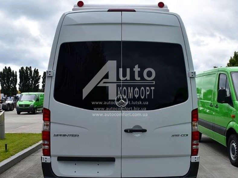 Тыл задний правый на Mercedes-Benz Sprinter ІІІ, W907/W910 (18-), Volkswagen Crafter ІІ, 7C0 (16-)
Тыл задний правый на Mercedes-Benz Sprinter ІІІ, W907/W910 (18-), Volkswagen Crafter ІІ, 7C0 (16-)