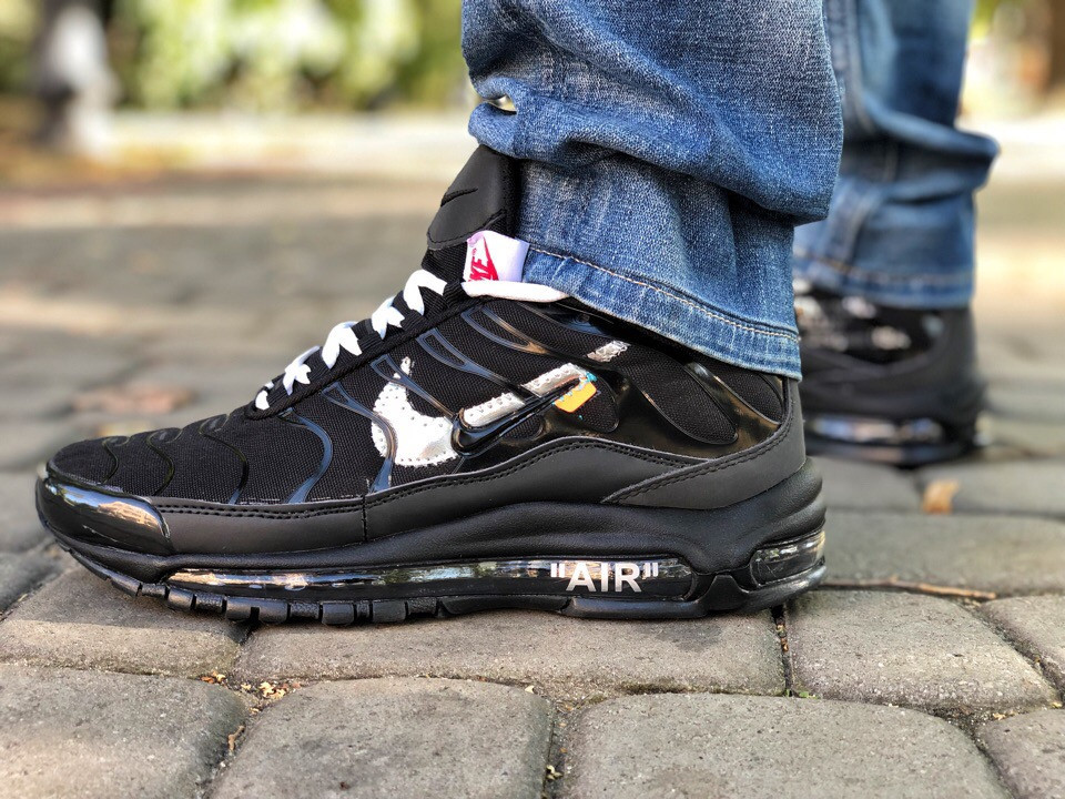 Кроссовки мужские в стиле Nike Air Max 97 Plus код товара Z-1570. Черные
Кроссовки мужские в стиле Nike Air Max 97 Plus код товара Z-1570. Черные