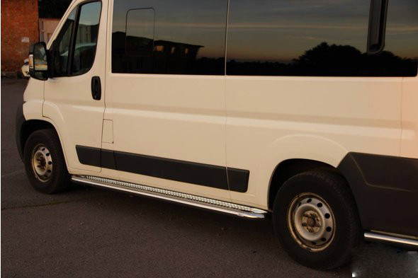 Боковые площадки Premium средняя база d42 (2 шт, нерж.) - Citroen Jumper 2007+ и 2014+ гг.
Боковые площадки Premium средняя база d42 (2 шт, нерж.) - Citroen Jumper 2007+ и 2014+ гг.