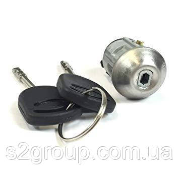 Ford Mondeo Mk1 93-96 замок зажигания с ключами вставка личинка сердцевина DP483 1022461 102246
Ford Mondeo Mk1 93-96 замок зажигания с ключами вставка личинка сердцевина DP483 1022461 102246