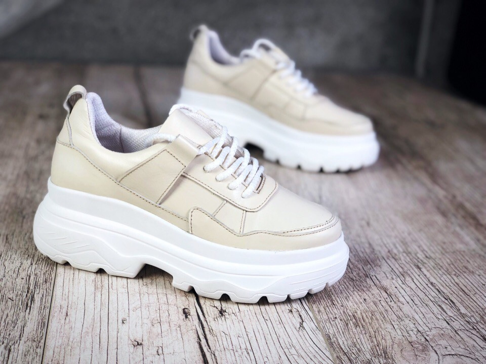 Кроссовки Casual Lux. Идеально для городского образа. Натуральная кожа, внутри дорогая итальянская обувная сет 38, Бежевый
Кроссовки Casual Lux. Идеально для городского образа. Натуральная кожа, внутри дорогая итальянская обувная сет 38, Бежевый
