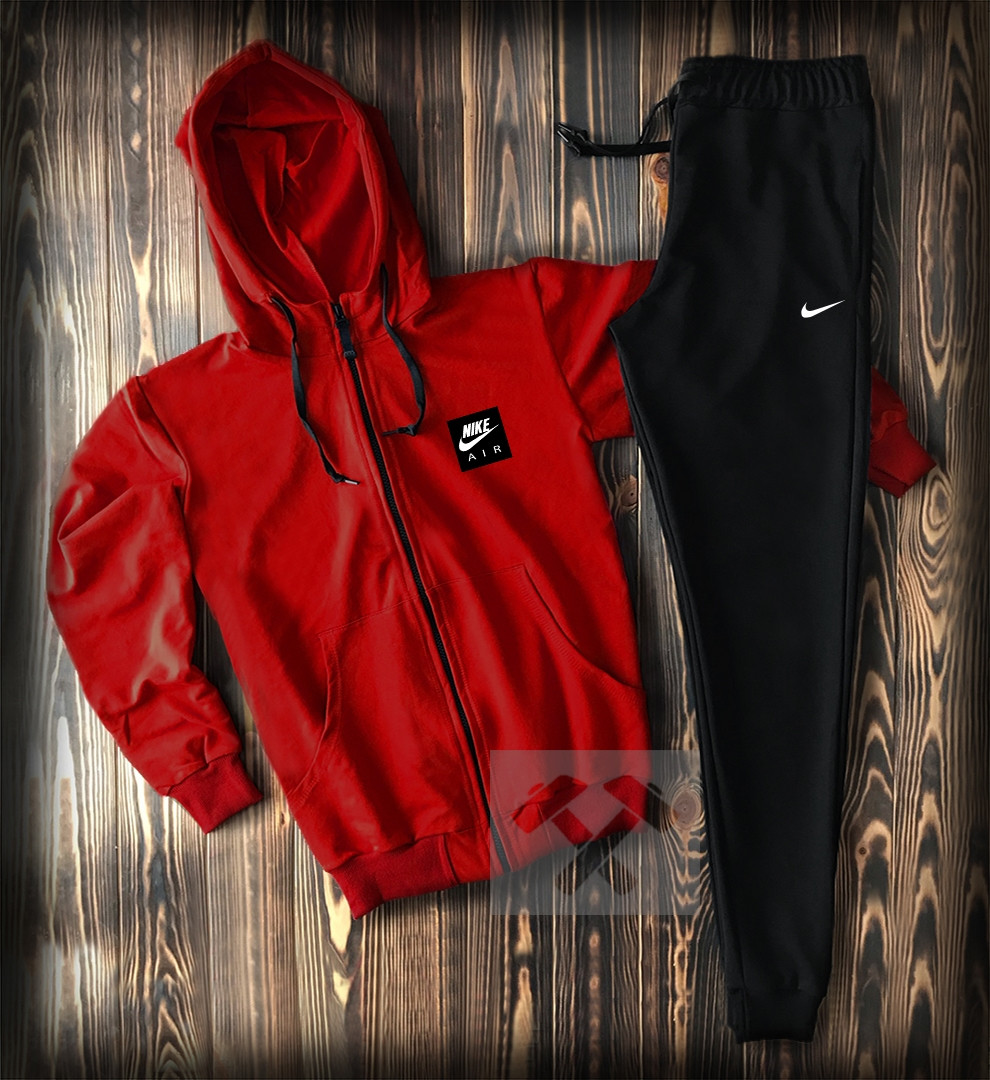 Спортивный костюм с Найк красного цвета мужской (Nike) приталенный модный с капюшоном S, Красный
Спортивный костюм с Найк красного цвета мужской (Nike) приталенный модный с капюшоном S, Красный