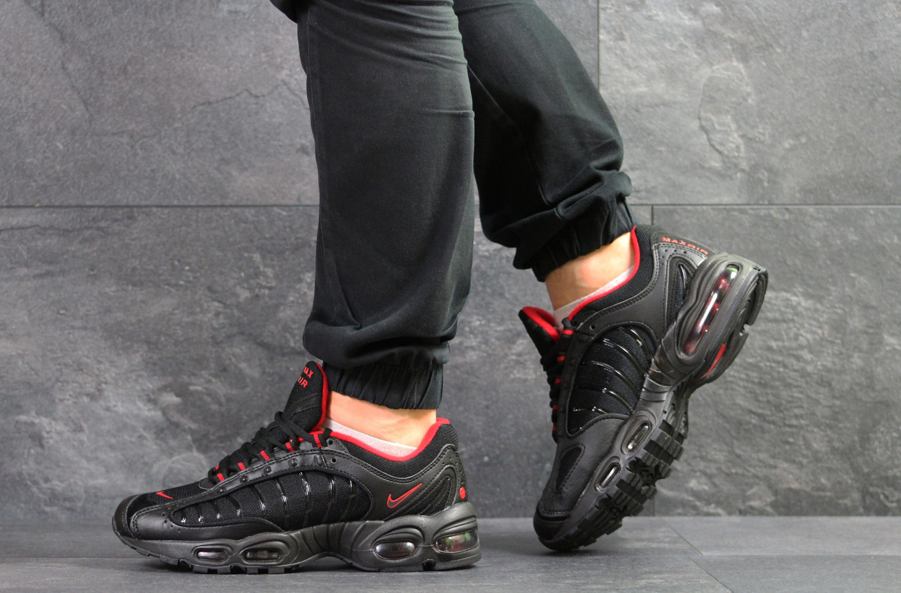 Кроссовки мужские Nike Air Max в стиле Найк Аир Макс, натуральная кожа, текстиль код SD-7688. Черные с красным
Кроссовки мужские Nike Air Max в стиле Найк Аир Макс, натуральная кожа, текстиль код SD-7688. Черные с красным