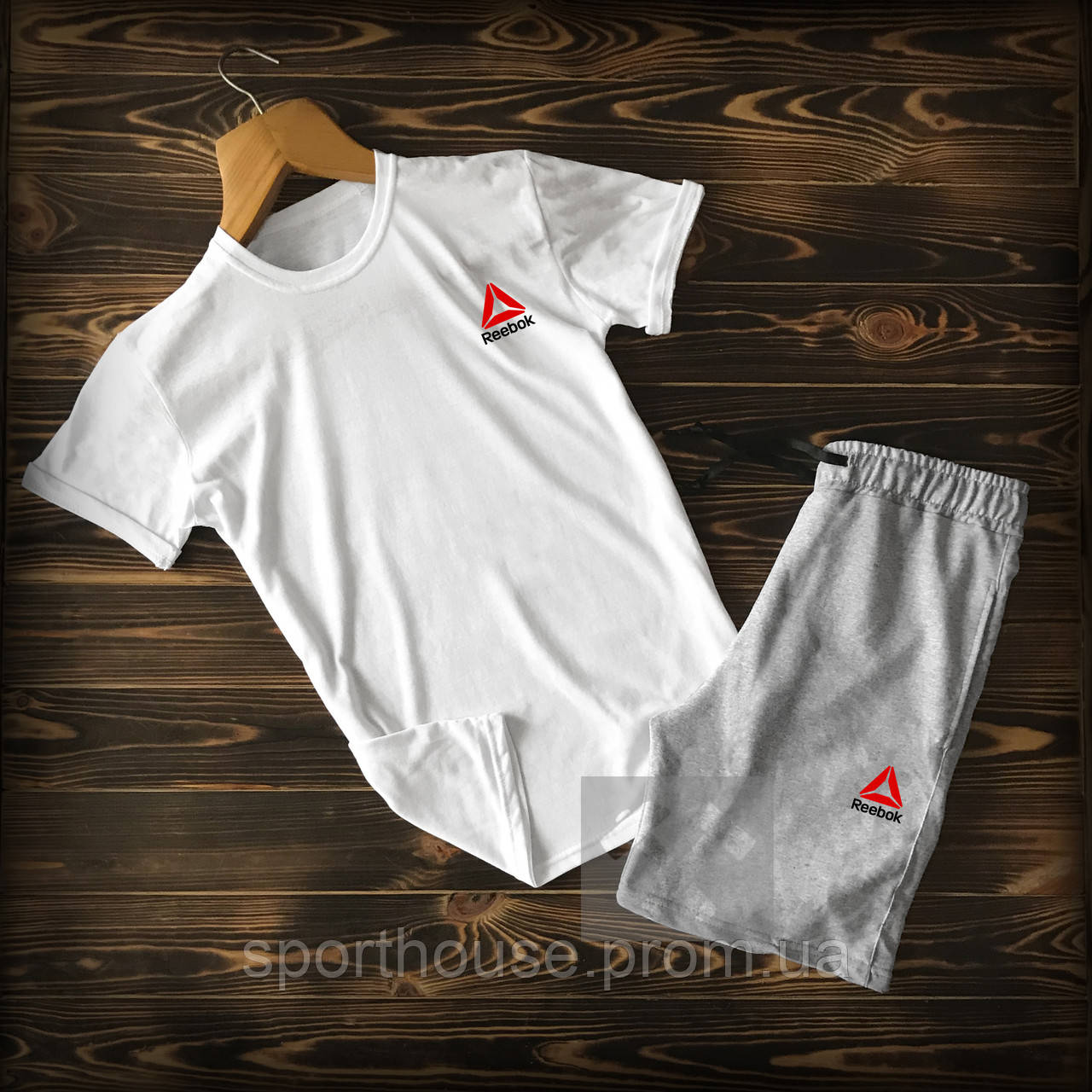 Мужской летний комплект футболка и шорты Рибок (Reebok), футболки и шорты Турейкий трикотаж, копия
Мужской летний комплект футболка и шорты Рибок (Reebok), футболки и шорты Турейкий трикотаж, копия