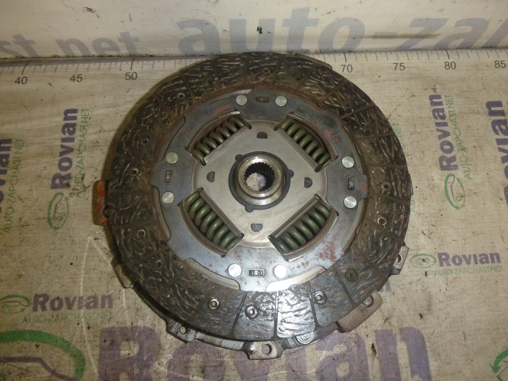 Б/У Сцепление (комплект) (1,5 dci 8V) Renault SCENIC 2 2003-2006 (Рено Сценик 2), 7701476934 (БУ-171531)
Б/У Сцепление (комплект) (1,5 dci 8V) Renault SCENIC 2 2003-2006 (Рено Сценик 2), 7701476934 (БУ-171531)