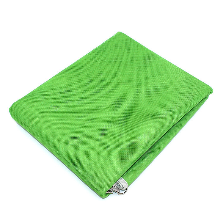 Коврик-подстилка анти-песок SUNROZ Sand Free Mat для пикника или моря 200x200 см Зеленый (SUN4700)
Коврик-подстилка анти-песок SUNROZ Sand Free Mat для пикника или моря 200x200 см Зеленый (SUN4700)