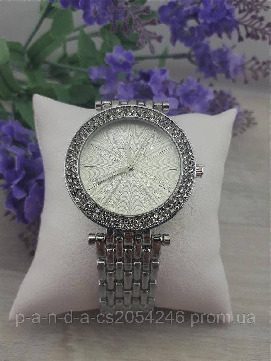 Женские наручные часы Michael Kors копия класса люкс, жіночі годинники Michael Kors (серебро/белый)
Женские наручные часы Michael Kors копия класса люкс, жіночі годинники Michael Kors (серебро/белый)