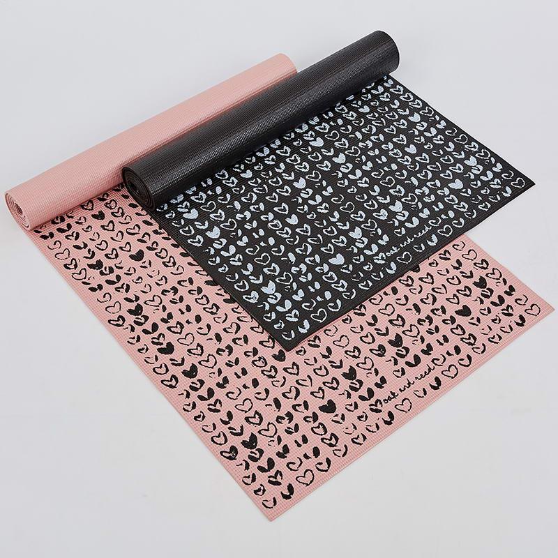 Коврик для фитнеса и йоги двухслойный Cloth 0183: толщина 4мм, размер 1,73х0,61м (2 цвета) Розовый
Коврик для фитнеса и йоги двухслойный Cloth 0183: толщина 4мм, размер 1,73х0,61м (2 цвета) Розовый