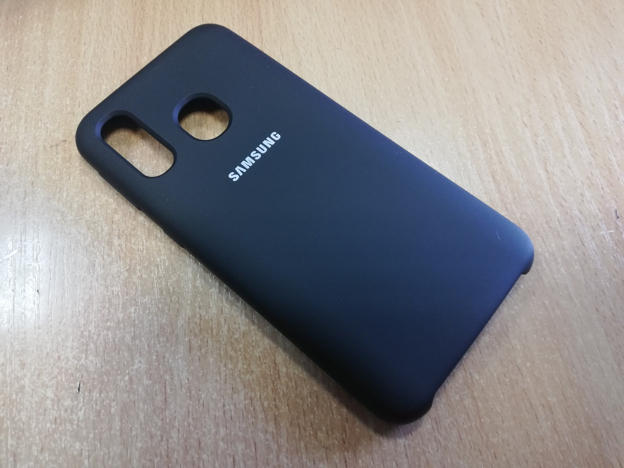 Оригинальный чехол бампер-накладка для Samsung Galaxy A40 2019 4/64GB Black (SM-A405FZKDSEK)
Оригинальный чехол бампер-накладка для Samsung Galaxy A40 2019 4/64GB Black (SM-A405FZKDSEK)