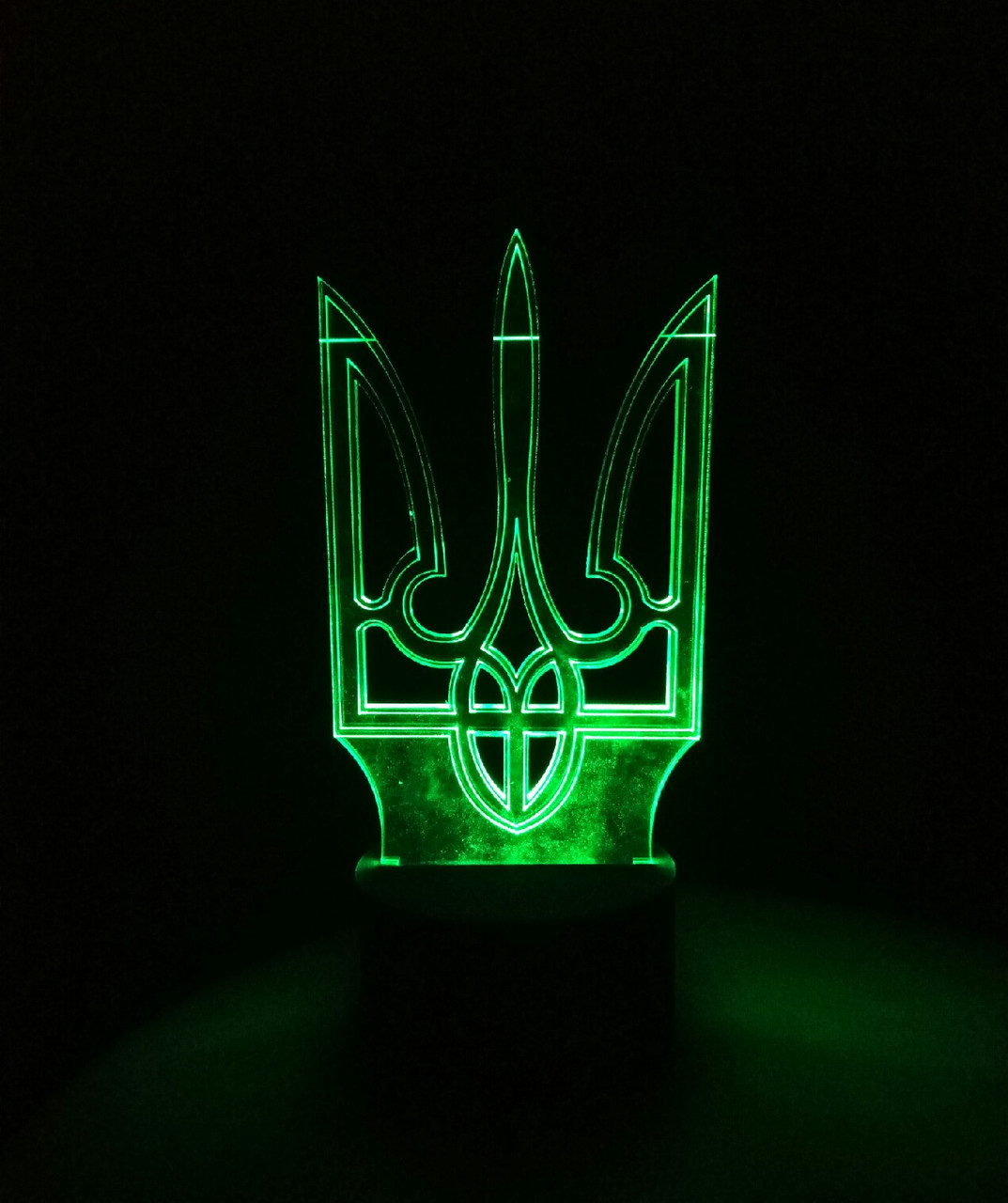 3d-светильник Тризуб, Герб України, 3д-ночник, несколько подсветок (батарейка+220В), Разные цвета
3d-светильник Тризуб, Герб України, 3д-ночник, несколько подсветок (батарейка+220В), Разные цвета