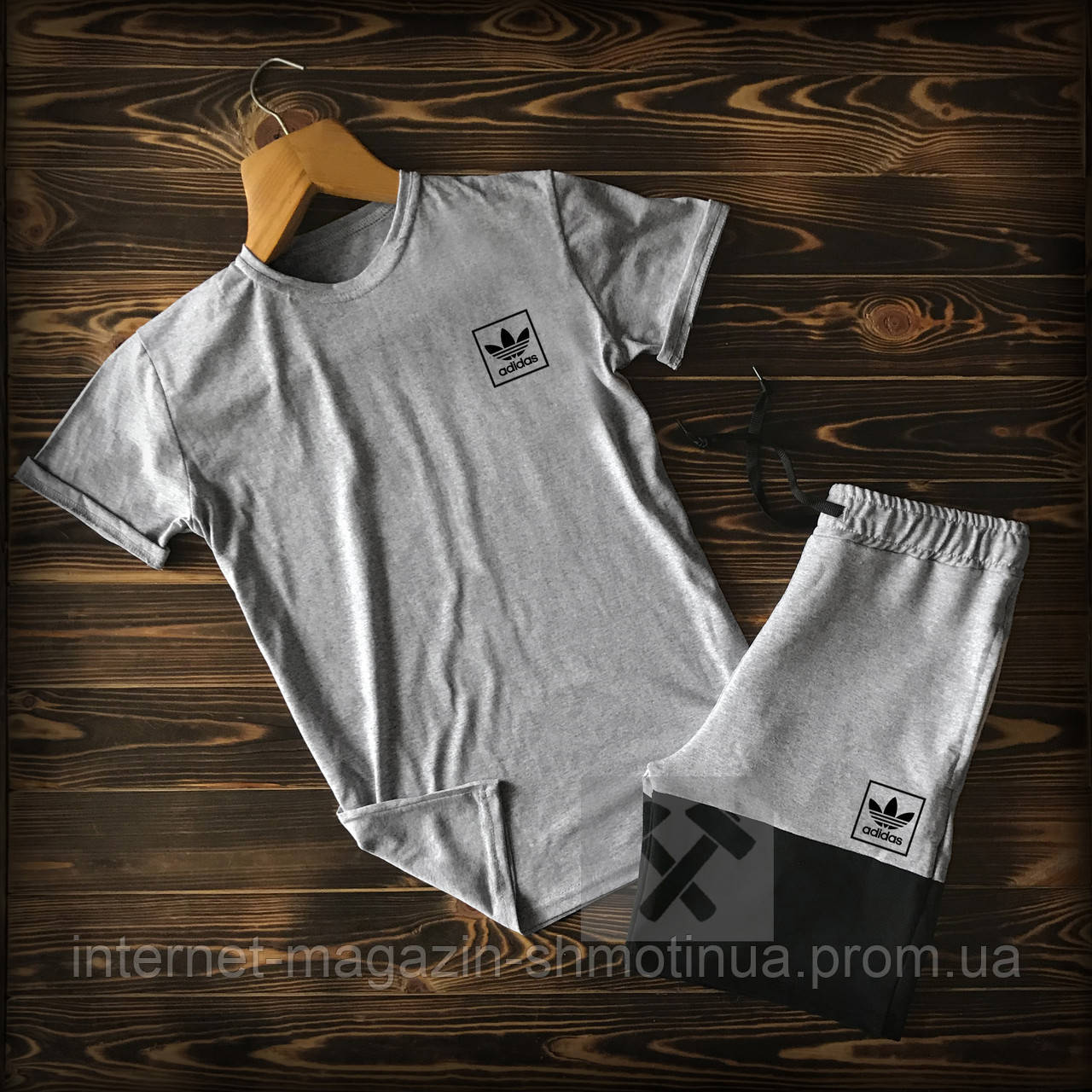 Мужской летний костюм футболка и шорты Адидас, футболка и шорты Adidas, хлопок, высокого качества.
Мужской летний костюм футболка и шорты Адидас, футболка и шорты Adidas, хлопок, высокого качества.