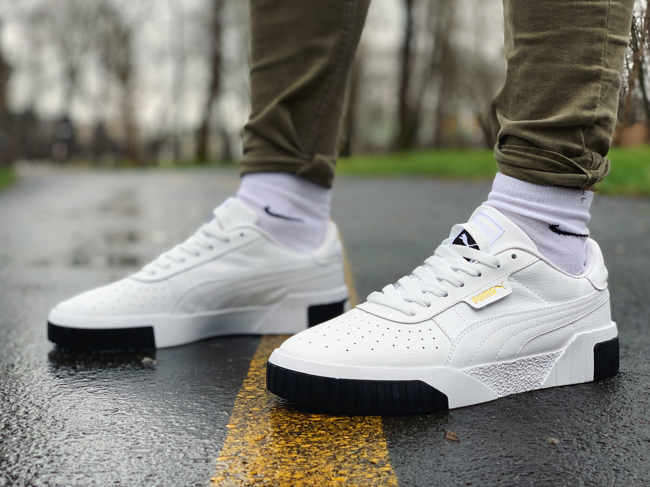 Кроссовки натуральная кожа Puma Cali Remix Пума Кали Ремикс (43,44,45), Белый с черным
Кроссовки натуральная кожа Puma Cali Remix Пума Кали Ремикс (43,44,45), Белый с черным