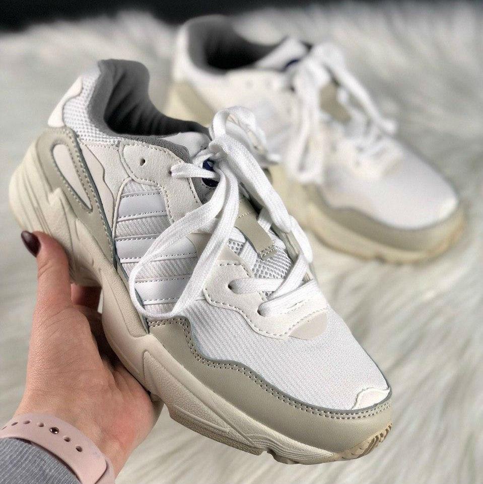 Adidas Yung-96 White Beige | кроссовки мужские и женские; белые-бежевые; весенние 42eur - 26.5cm, Белый
Adidas Yung-96 White Beige | кроссовки мужские и женские; белые-бежевые; весенние 42eur - 26.5cm, Белый
