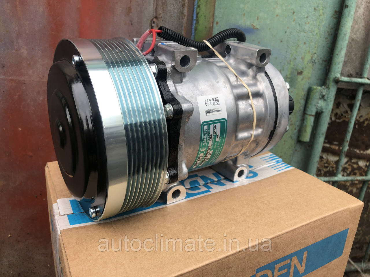 Компрессор кондиционера SD7H15 на CASE,504078610, 0005640560, 317008A3, 5640560, 86993463, 87775469, 4768
Компрессор кондиционера SD7H15 на CASE,504078610, 0005640560, 317008A3, 5640560, 86993463, 87775469, 4768