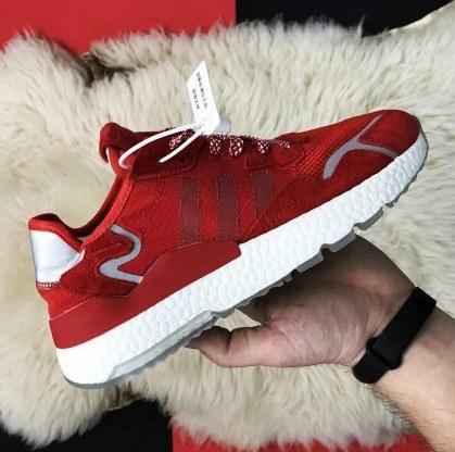 Adidas Nite Jogger Red White Reflective | кроссовки женские и мужские; красные; рефлектив; летние, Красный
Adidas Nite Jogger Red White Reflective | кроссовки женские и мужские; красные; рефлектив; летние, Красный