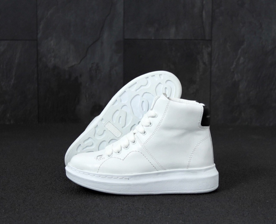 Кроссовки женские кожаные Alexander Mcqueen White "Белые" высокие александр маккуин р. 38,39,40, Белый
Кроссовки женские кожаные Alexander Mcqueen White "Белые" высокие александр маккуин р. 38,39,40, Белый