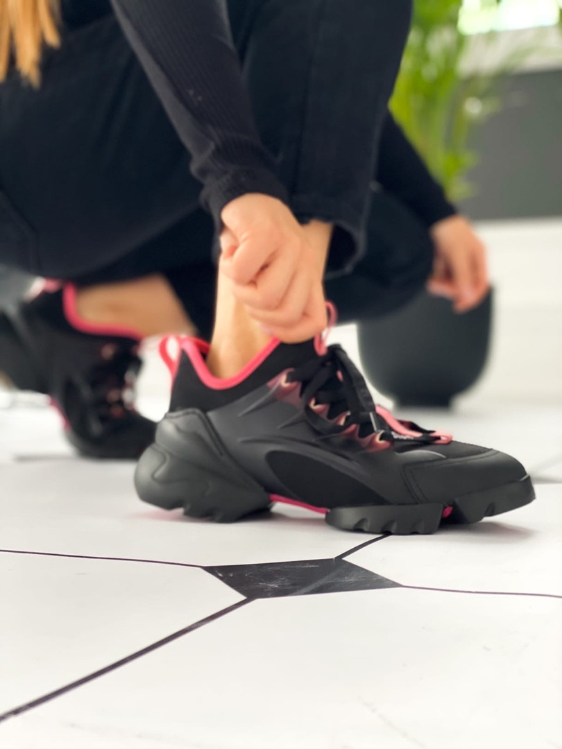 Женские кроссовки Dior D-Connect SneakerDior D-Conne, черные с розовым, код KS-9410 37
Женские кроссовки Dior D-Connect SneakerDior D-Conne, черные с розовым, код KS-9410 37