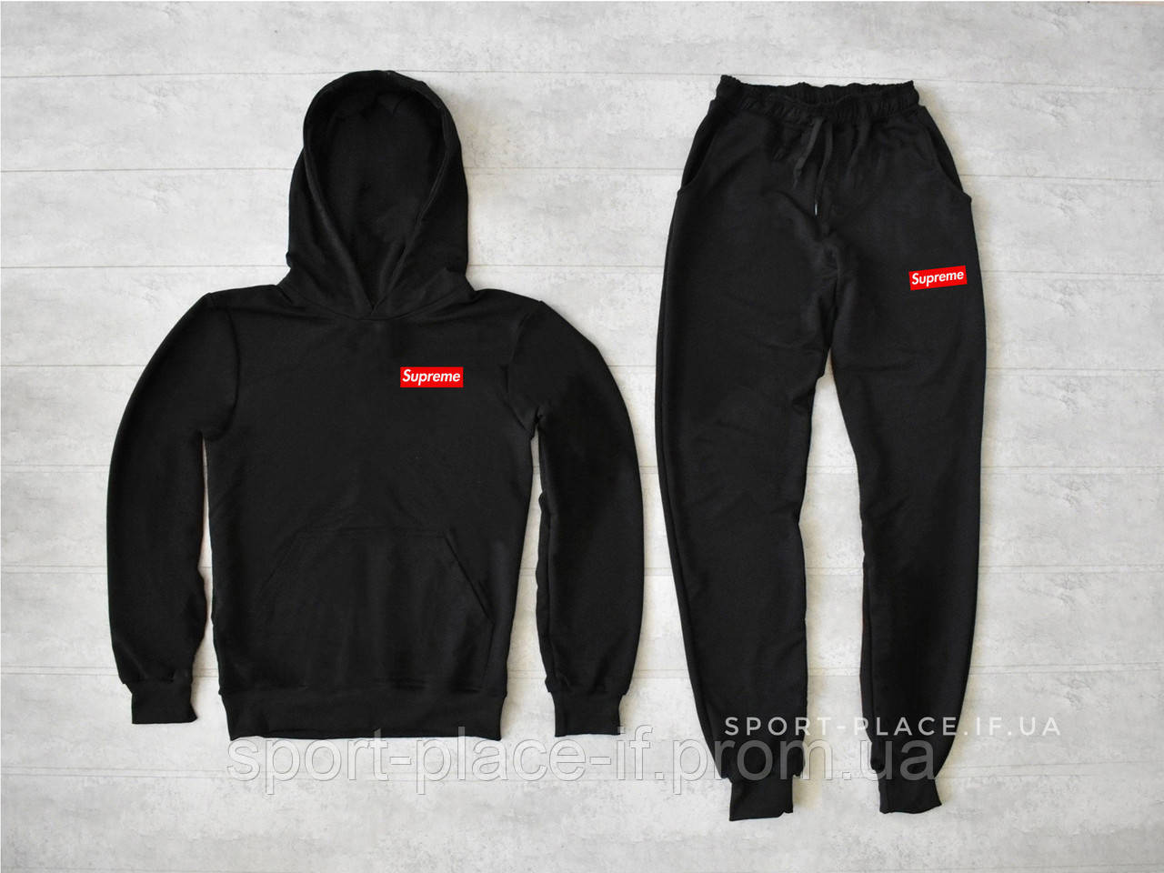 Мужской спортивный костюм Supreme (Суприм) черный , толстовка маленькая эмблема штаны худи кенгуру
Мужской спортивный костюм Supreme (Суприм) черный , толстовка маленькая эмблема штаны худи кенгуру