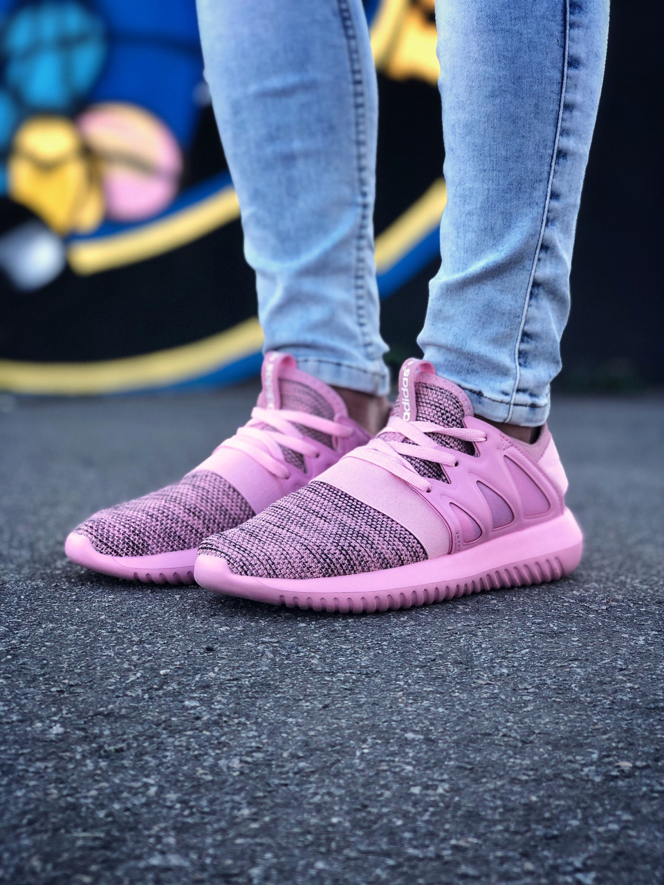 Кроссовки женские весенние осенние качественные модные Adidas Tubular Radial, Розовый
Кроссовки женские весенние осенние качественные модные Adidas Tubular Radial, Розовый