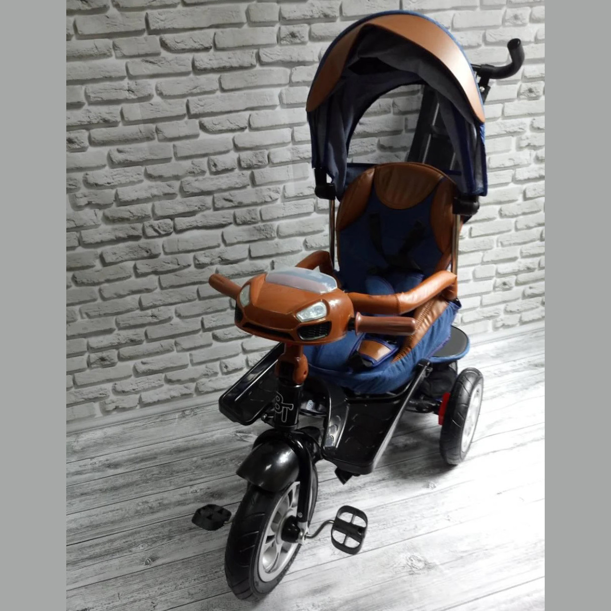 Велосипед трехколесный Best Trike детский от 3 лет синий с поворотным сиденьем и музыкой
Велосипед трехколесный Best Trike детский от 3 лет синий с поворотным сиденьем и музыкой