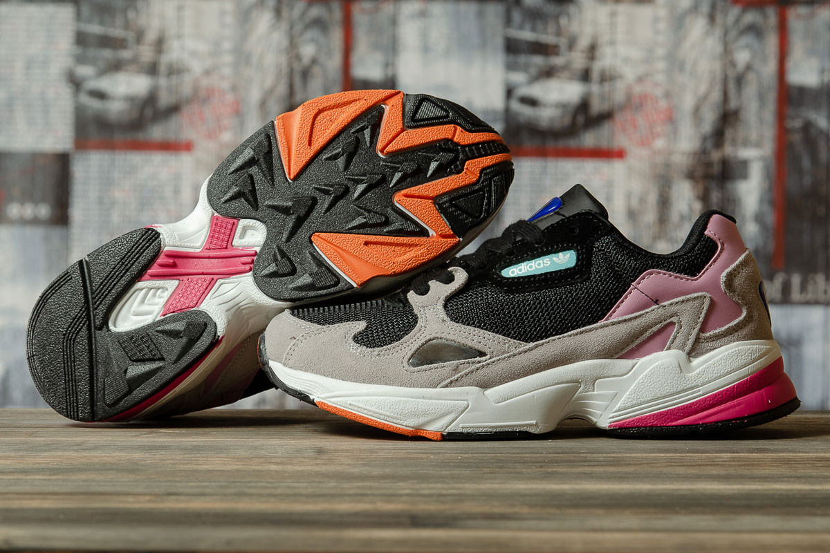 Кроссовки женские 16743, Adidas Falcon, черные, < 36 37 38 39 40 41 > р. 38-24,3см.
Кроссовки женские 16743, Adidas Falcon, черные, < 36 37 38 39 40 41 > р. 38-24,3см.