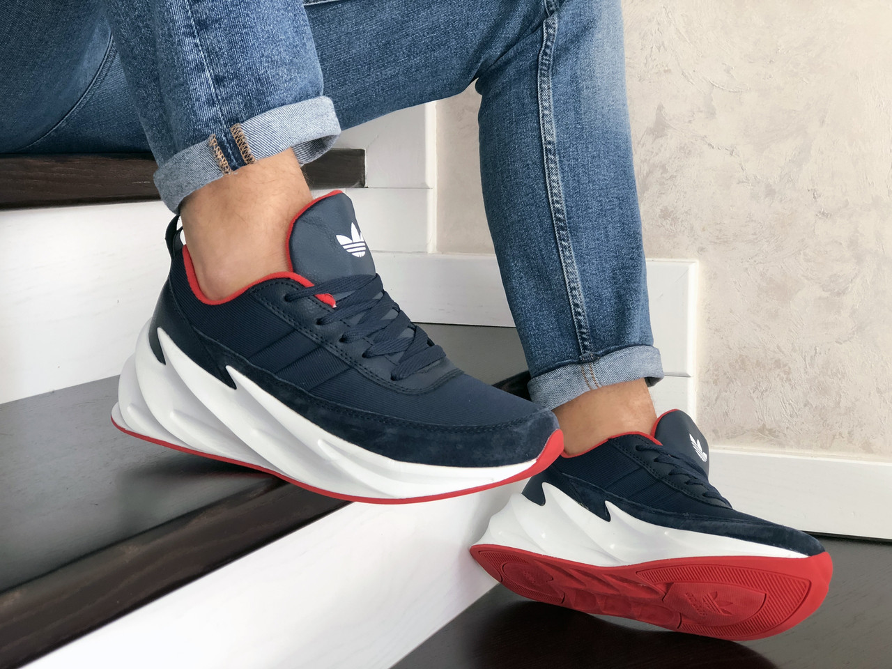 Кроссовки мужские Adidas Shark синие, Адидас Шарк, Натуральная замша, прошиты. SD-9181 42
Кроссовки мужские Adidas Shark синие, Адидас Шарк, Натуральная замша, прошиты. SD-9181 42