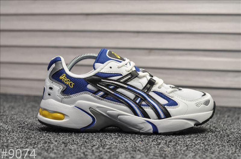 Кроссовки мужские Asics Gel Lyte 5 OG белые, Асикс, натуральная кожа, дышащий материал, прошиты. Код TD-9074 45
Кроссовки мужские Asics Gel Lyte 5 OG белые, Асикс, натуральная кожа, дышащий материал, прошиты. Код TD-9074 45