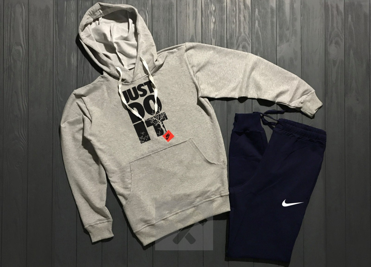 Спортивный мужской костюм Nike "Just do it" (Найк), серый верх, черные штаны, код OW-2098
Спортивный мужской костюм Nike "Just do it" (Найк), серый верх, черные штаны, код OW-2098
