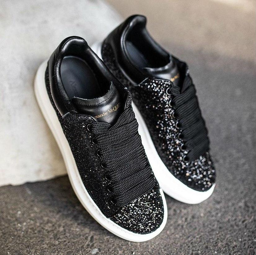 Александр Маккуин Sneakers Oversized Swarovski Black/Glitter | кроссовки женские; кожаные; осенние/весенние, Черный
Александр Маккуин Sneakers Oversized Swarovski Black/Glitter | кроссовки женские; кожаные; осенние/весенние, Черный