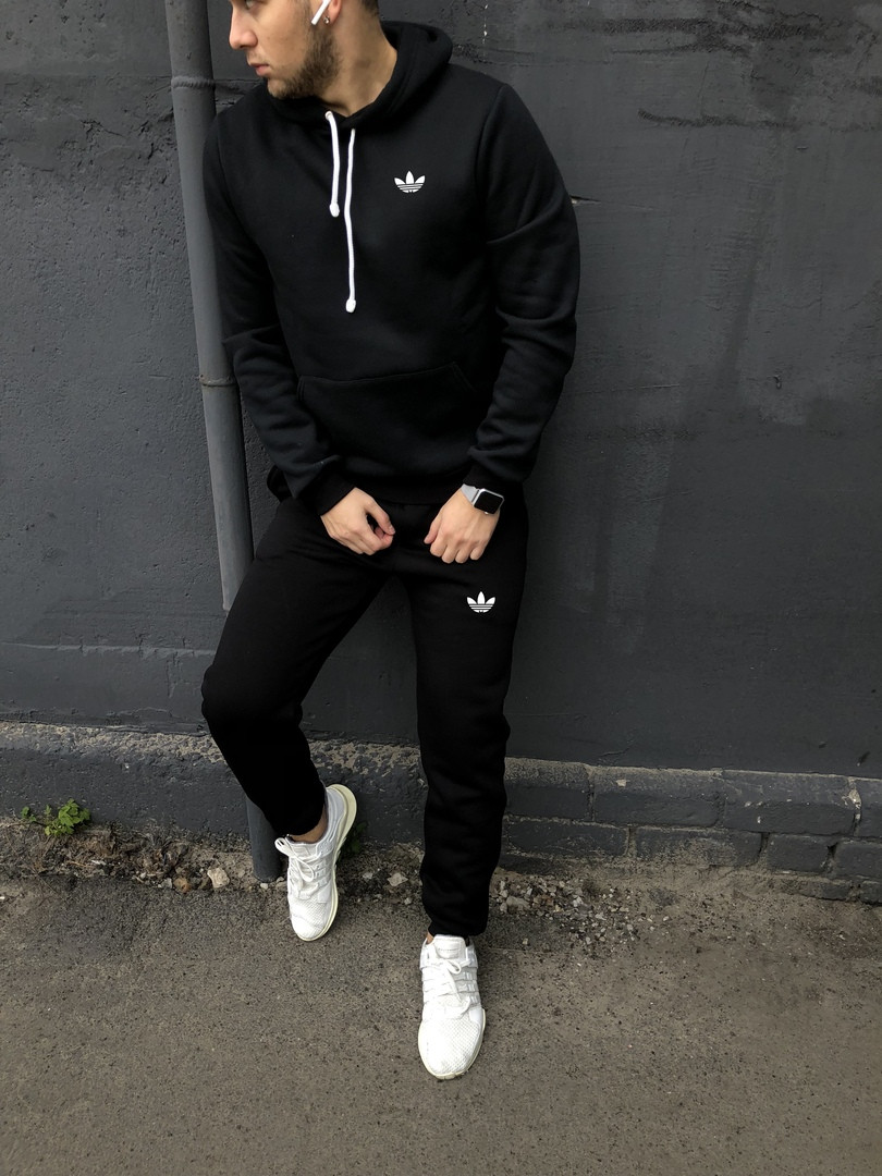 Спортивный костюм Adidas мужской, цвет - черный,материал - хлопок, верх - худи, код DS-1035.
Спортивный костюм Adidas мужской, цвет - черный,материал - хлопок, верх - худи, код DS-1035.
