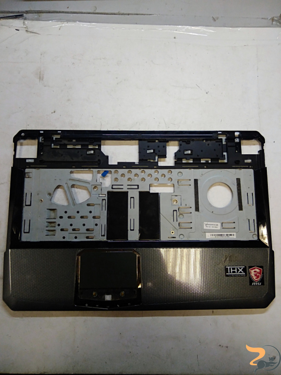 Середня частина корпуса для ноутбука MSI MS-16F1, MS-16F2, 6F1C415P89, E2M-6F10413-A89, Б/У
Середня частина корпуса для ноутбука MSI MS-16F1, MS-16F2, 6F1C415P89, E2M-6F10413-A89, Б/У