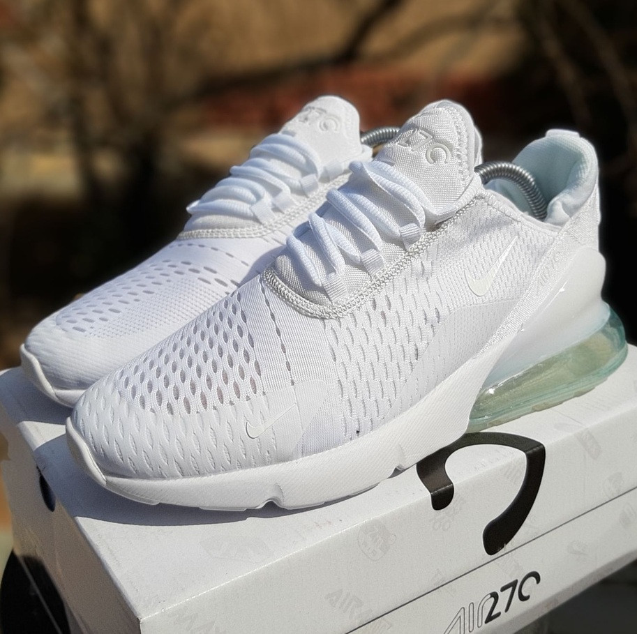 Мужские кроссовки Nike Air Max 270 белые 41-45рр. Живое фото. Топ реплика
Мужские кроссовки Nike Air Max 270 белые 41-45рр. Живое фото. Топ реплика