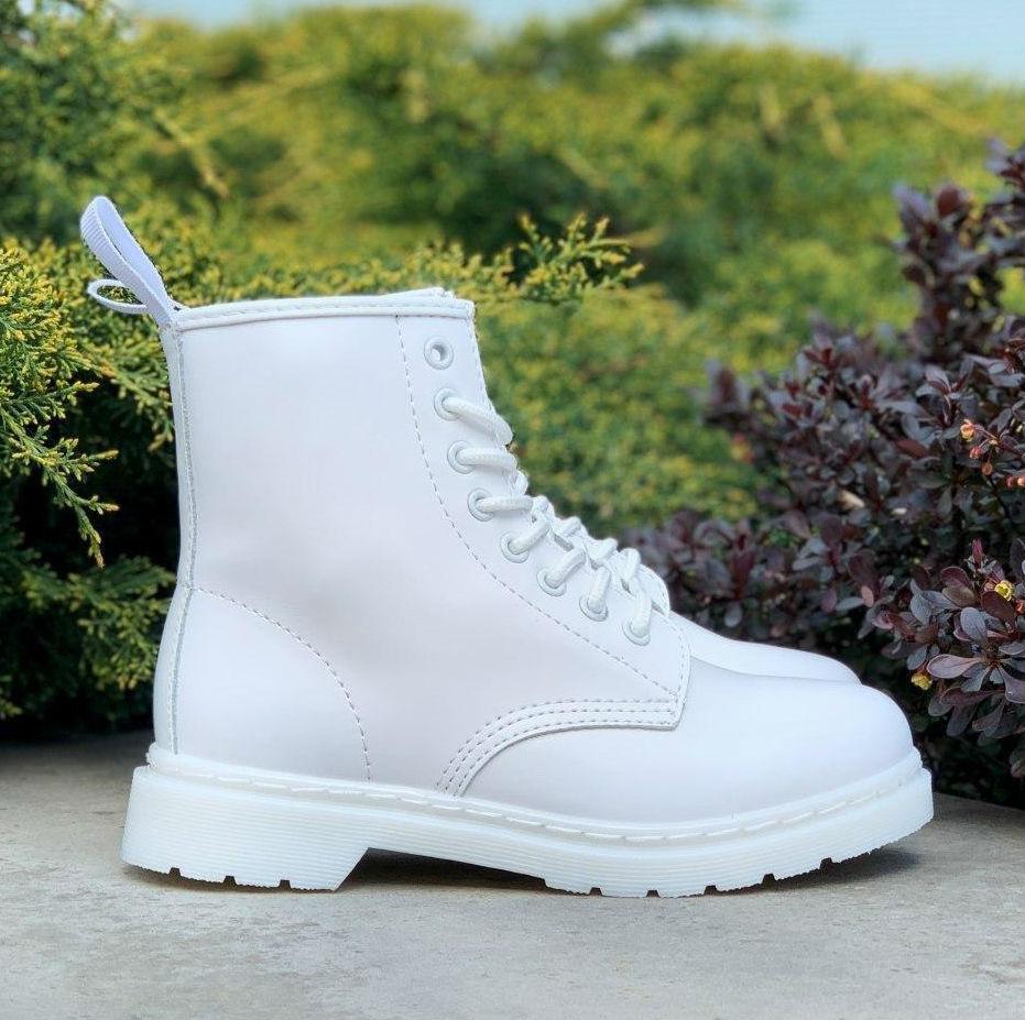 Dr. Martens 1460 Mono White | берцы женские и мужские; полностью белые; кожаные; демисезон; весенние/осенние 42eur - 26.5cm, Белый
Dr. Martens 1460 Mono White | берцы женские и мужские; полностью белые; кожаные; демисезон; весенние/осенние 42eur - 26.5cm, Белый