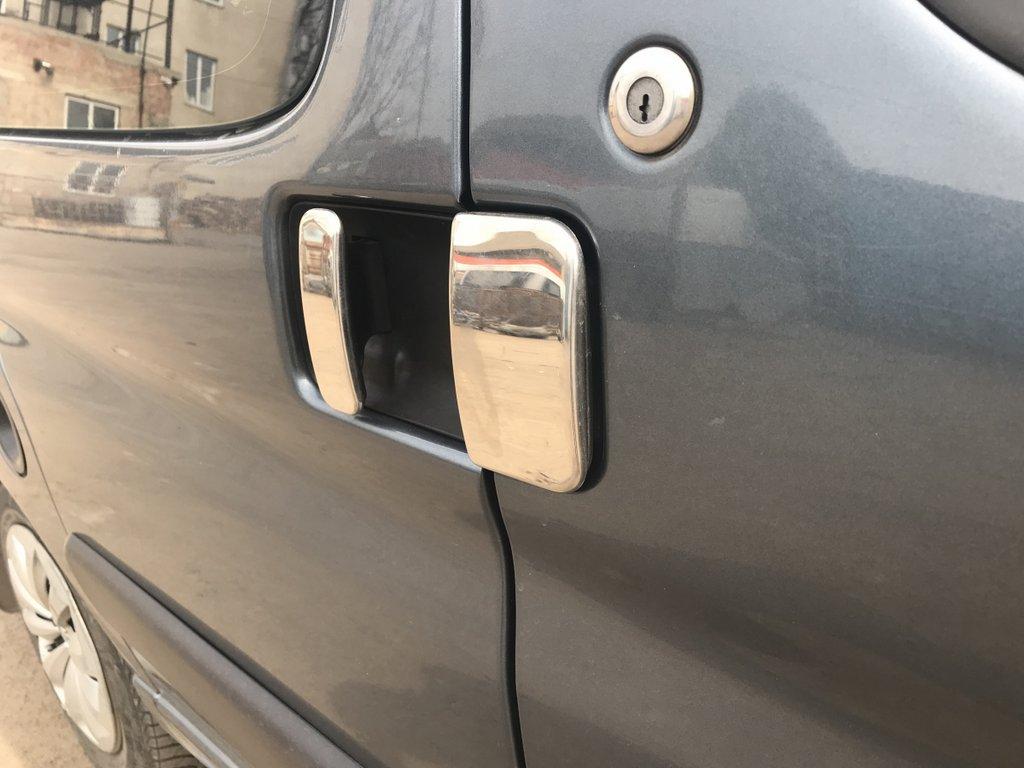 Citroen Berlingo 1996-2008 гг. Накладки на ручки (нерж.) Две передних, две сдвижных, задние распашные
Citroen Berlingo 1996-2008 гг. Накладки на ручки (нерж.) Две передних, две сдвижных, задние распашные