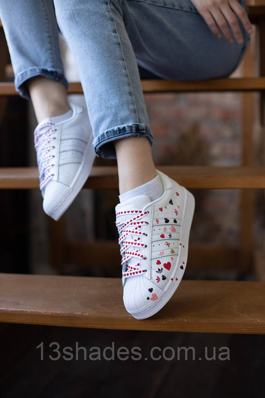 Кроссовки женские Adidas Superstar Valentine’s Day белые в сердечки ААA+ топ качество Киев
Кроссовки женские Adidas Superstar Valentine’s Day белые в сердечки ААA+ топ качество Киев