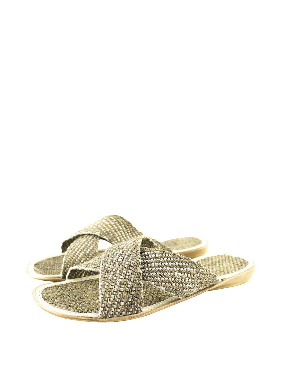 Шлёпанцы Canape Scarpe серые из конопли производство Украина A1234-01Grey - размер 40 (26 см)
Шлёпанцы Canape Scarpe серые из конопли производство Украина A1234-01Grey - размер 40 (26 см)