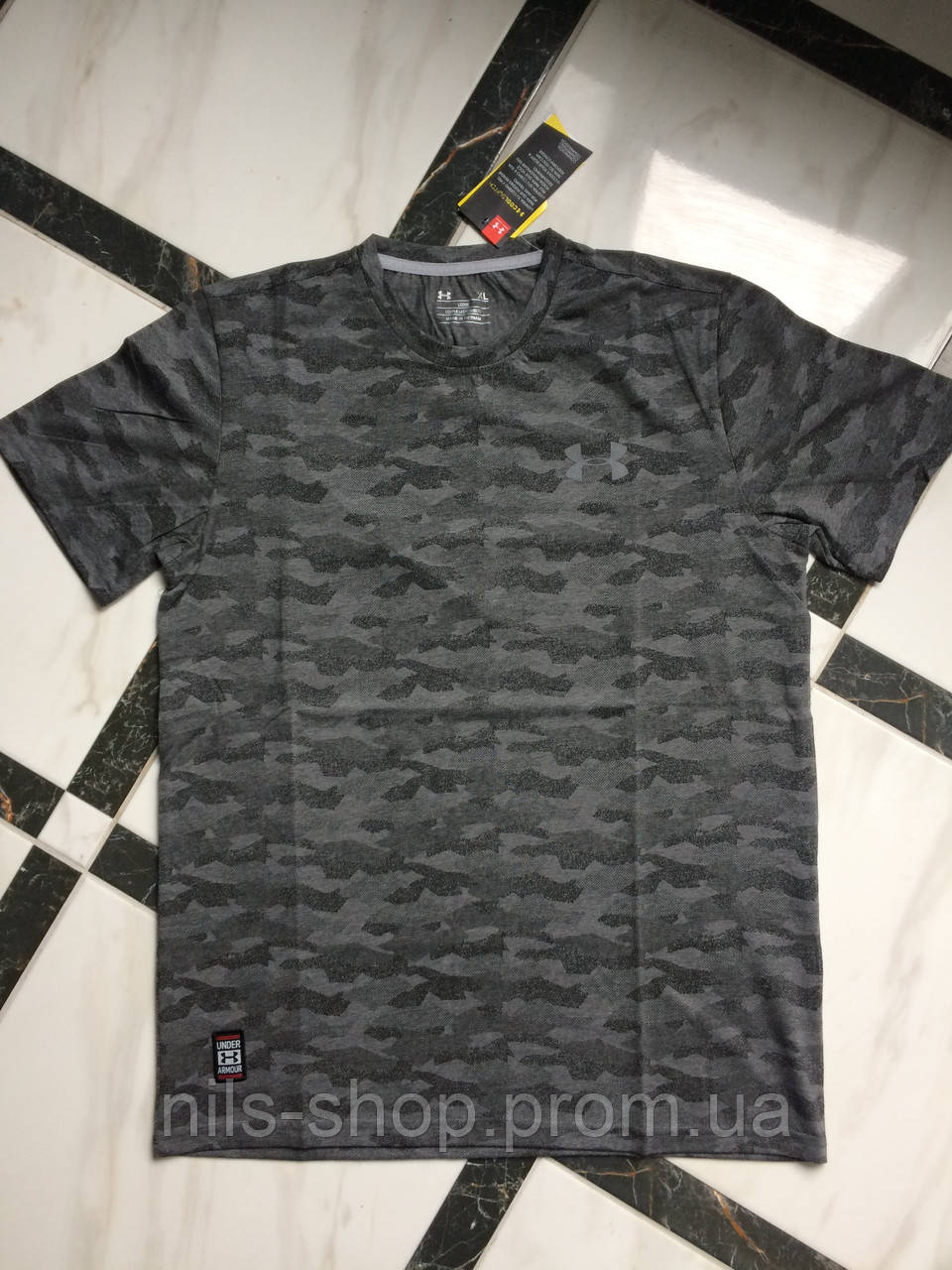 Мужская молодежная футболка фирмы Under Armour.Производство Турция.Отличное качество L
Мужская молодежная футболка фирмы Under Armour.Производство Турция.Отличное качество L
