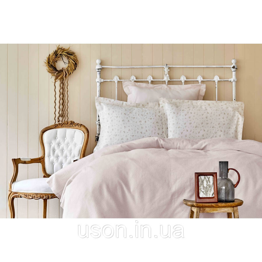 Комплект постельного белья с покрывалом Pike jacquard 200*240 TM Karaca Home Fois pudra, Розовый
Комплект постельного белья с покрывалом Pike jacquard 200*240 TM Karaca Home Fois pudra, Розовый