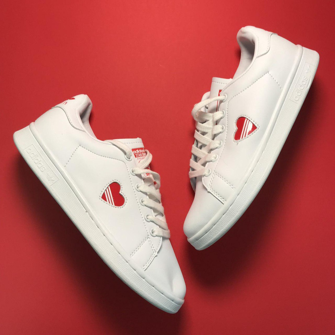 Женские кроссовки Adidas Stan Smith White Red Heart, женские кроссовки адидас стэн смит, Белый
Женские кроссовки Adidas Stan Smith White Red Heart, женские кроссовки адидас стэн смит, Белый