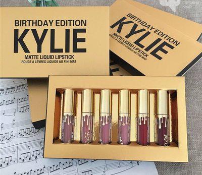 Набор жидких матовых помад Кайли Дженнер Kylie Jenner 6 оттенков, Помада матовая, Набір рідких матових помад Кайлі Дженнер Kylie Jenner 6 відтінків,
Набор жидких матовых помад Кайли Дженнер Kylie Jenner 6 оттенков, Помада матовая, Набір рідких матових помад Кайлі Дженнер Kylie Jenner 6 відтінків,
