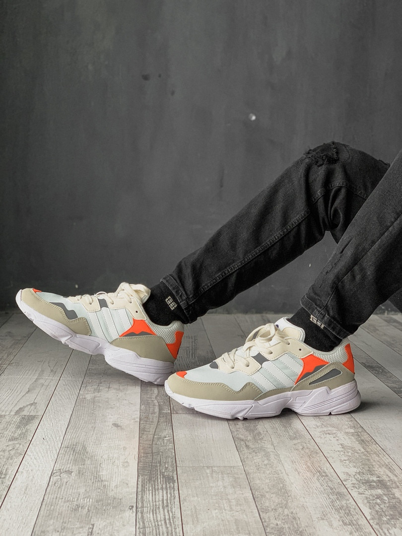 Кроссовки Adidas Yung мужские, бежевые, в стиле Адидас Янг, нубук, текстиль код FL-2050 45
Кроссовки Adidas Yung мужские, бежевые, в стиле Адидас Янг, нубук, текстиль код FL-2050 45